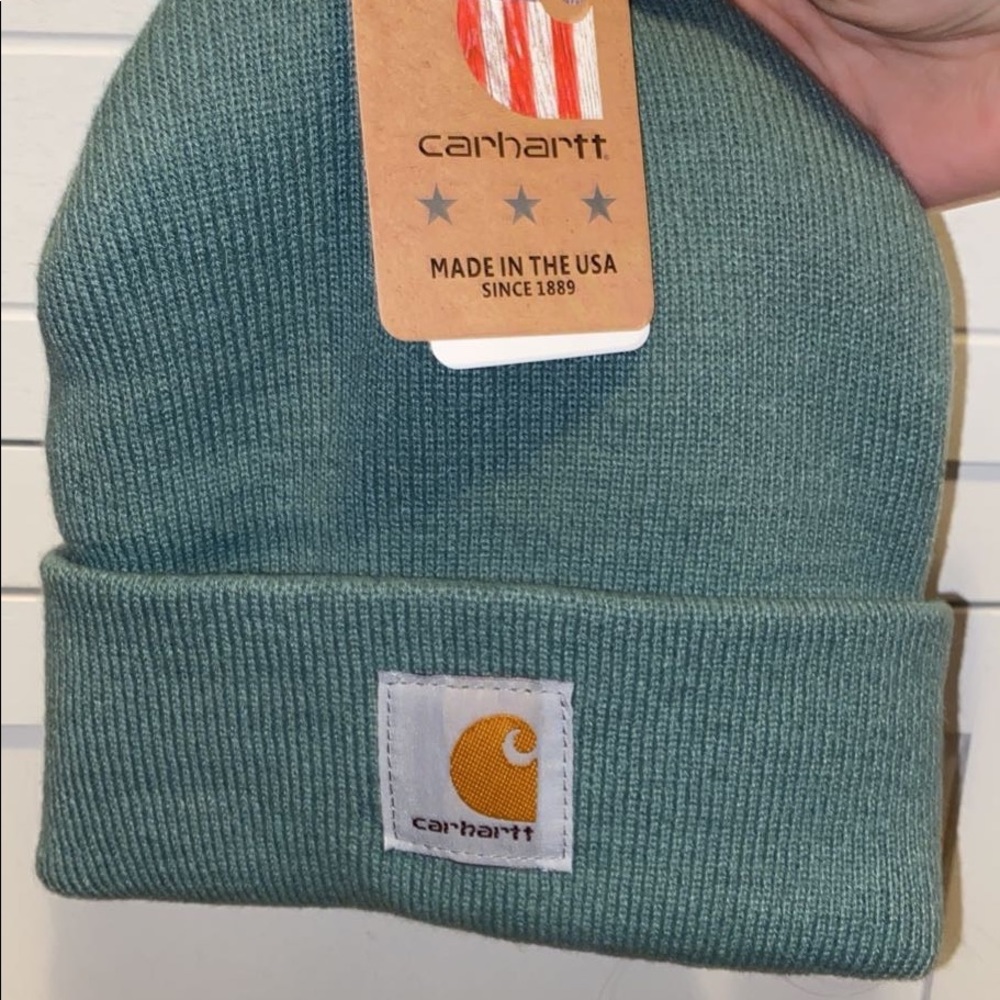 Brand new carhartt beanie, w tags